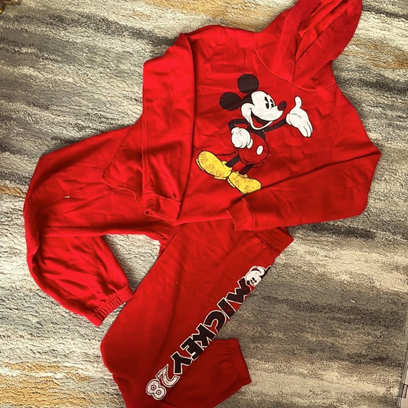 Disney Other - Disney Mickey Mouse Medium 2pc set. Mickey28.